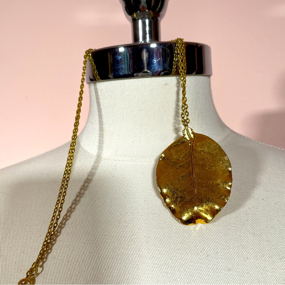 Vintage GOLD PLATED Leaf Autumn Fall Boho Cottage Core Fairy Hippie Necklace